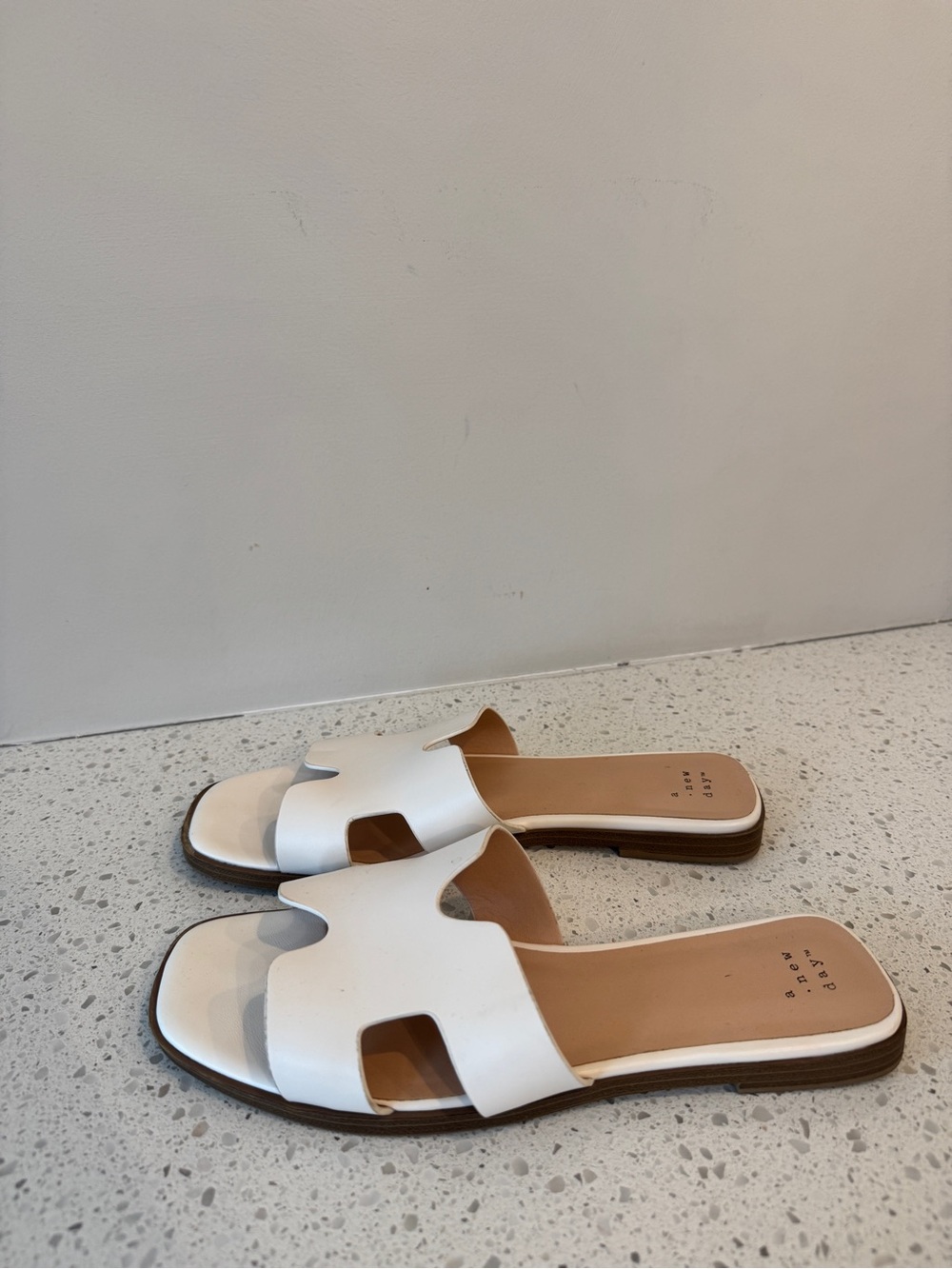 A New Day - White Women's Slide Sandals - Minimal Leather Slides
